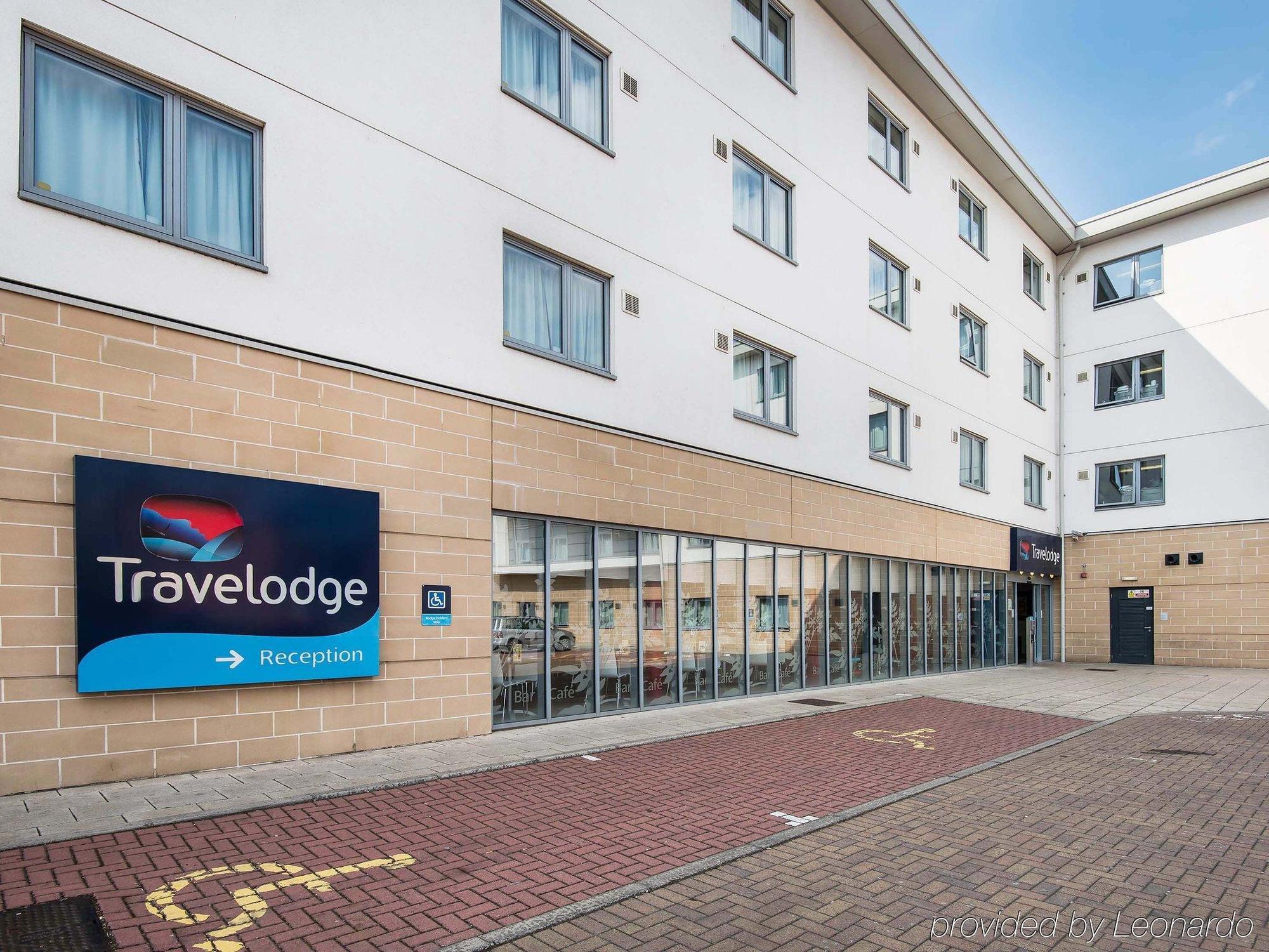 Travelodge Edinburgh Airport Екстериор снимка